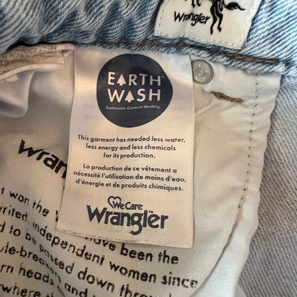Wrangler Jeans, Earth Wash - Picture 7 of 7